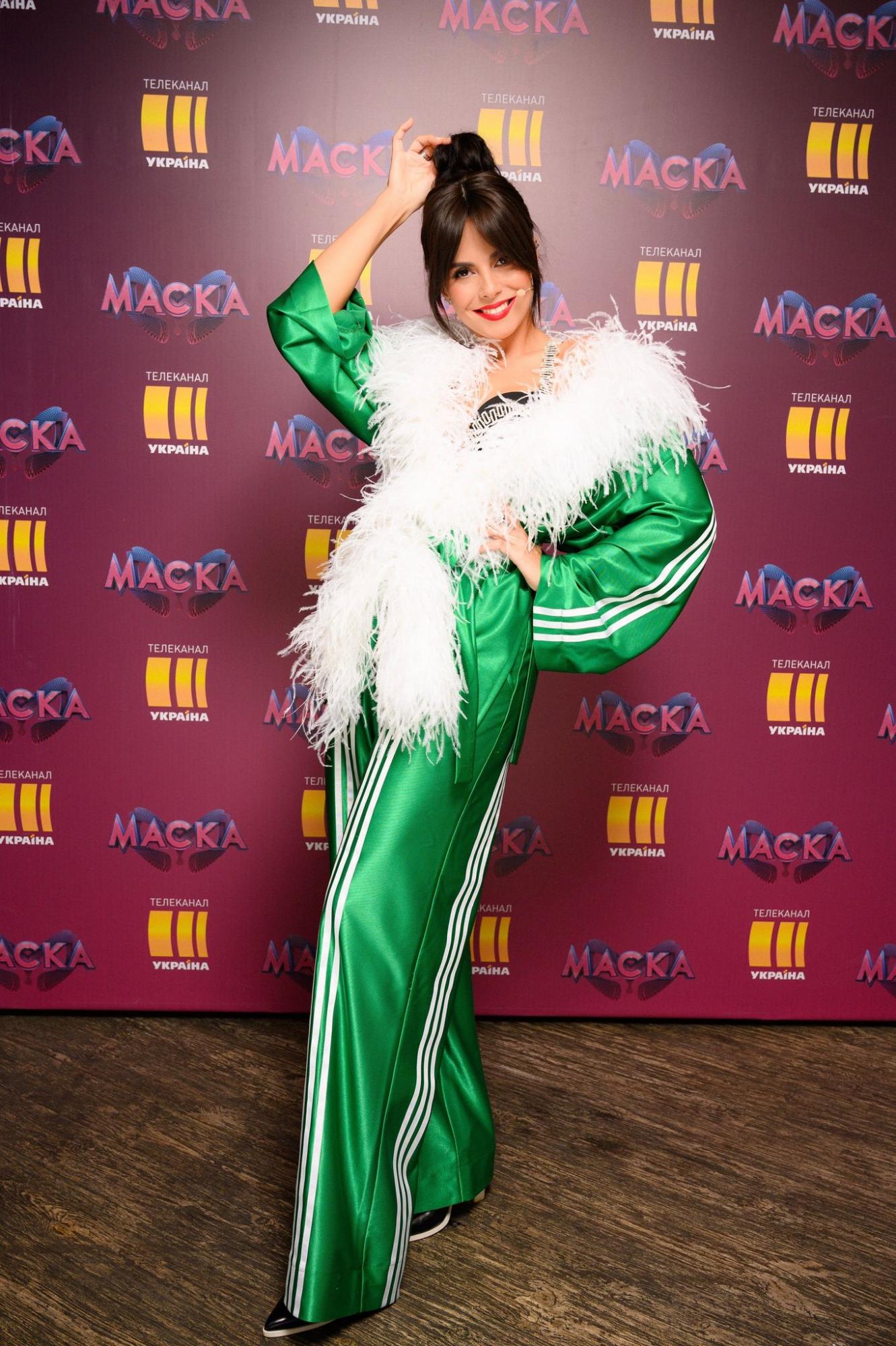 Настя Каменских поражает элегантным образом в стиле спорт-шик (фото)